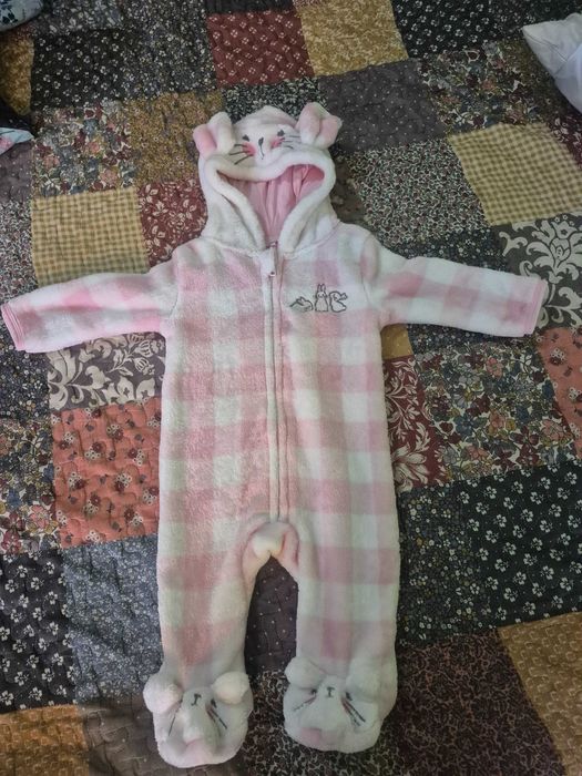 Salopeta fetite noua marimea 3-6luni