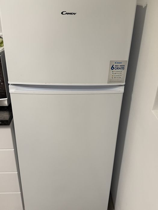 Frigider cu 2 usi Candy 204 l inaltime 143 cm ALB
