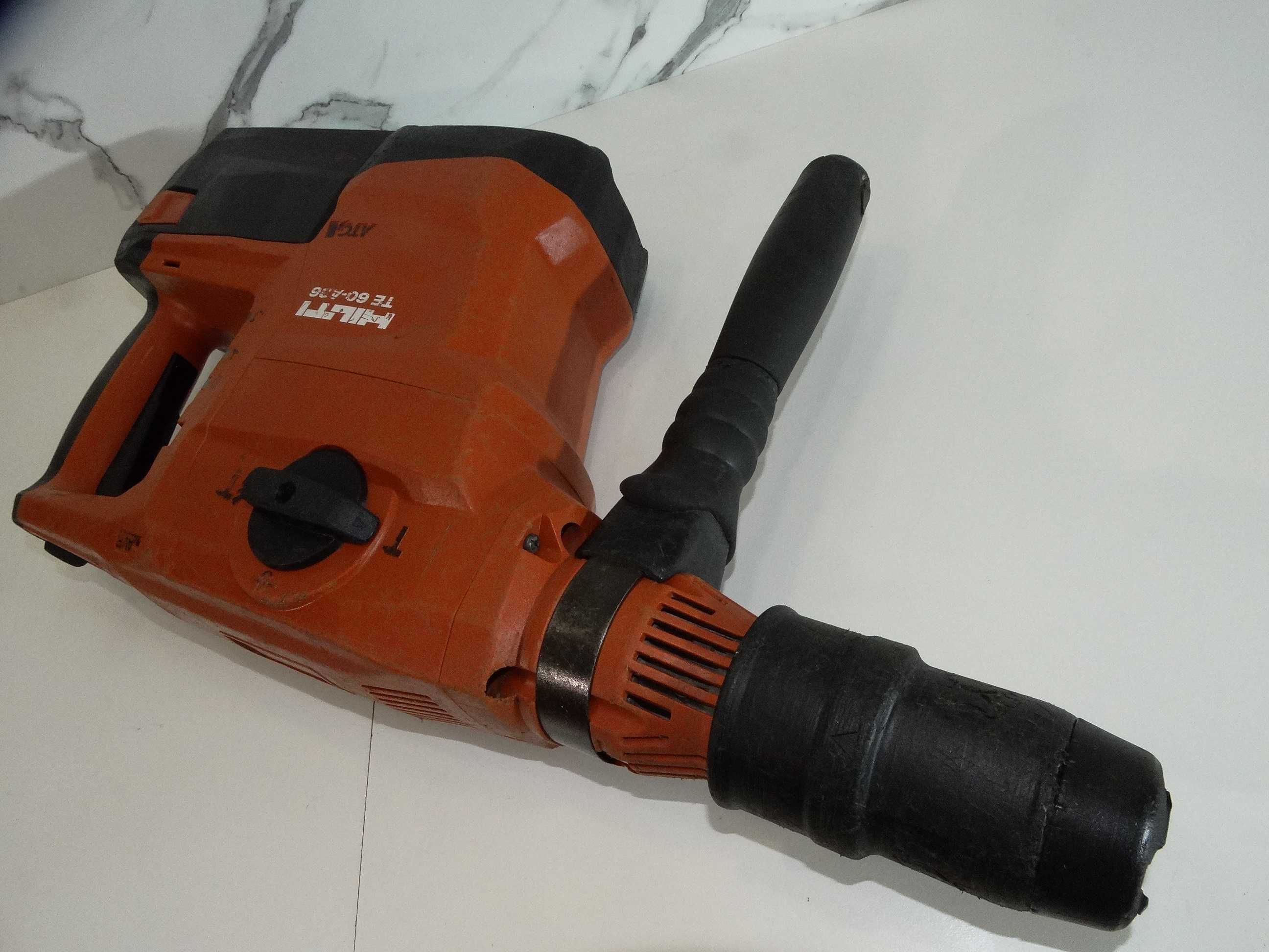 Hilti TE 60 A36 / 9.0 Ah - Комбинирана машина 8.1 J