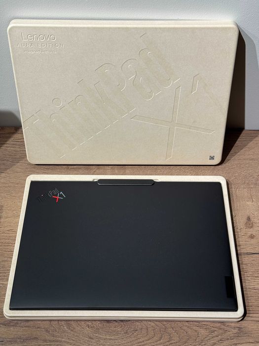 Lenovo ThinkPad X1 Carbon Gen 13 14" OLED 120Hz Ultra 7 32GB Ram 2TB