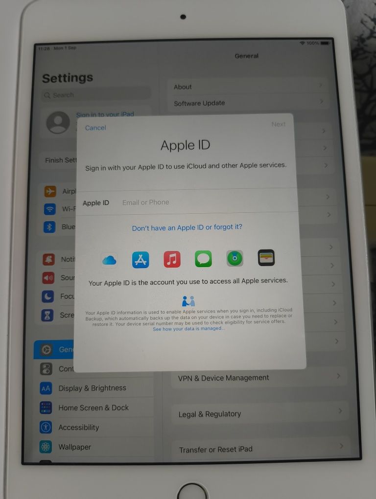 Apple iPad Mini 4 16GB WiFi. Като нов!