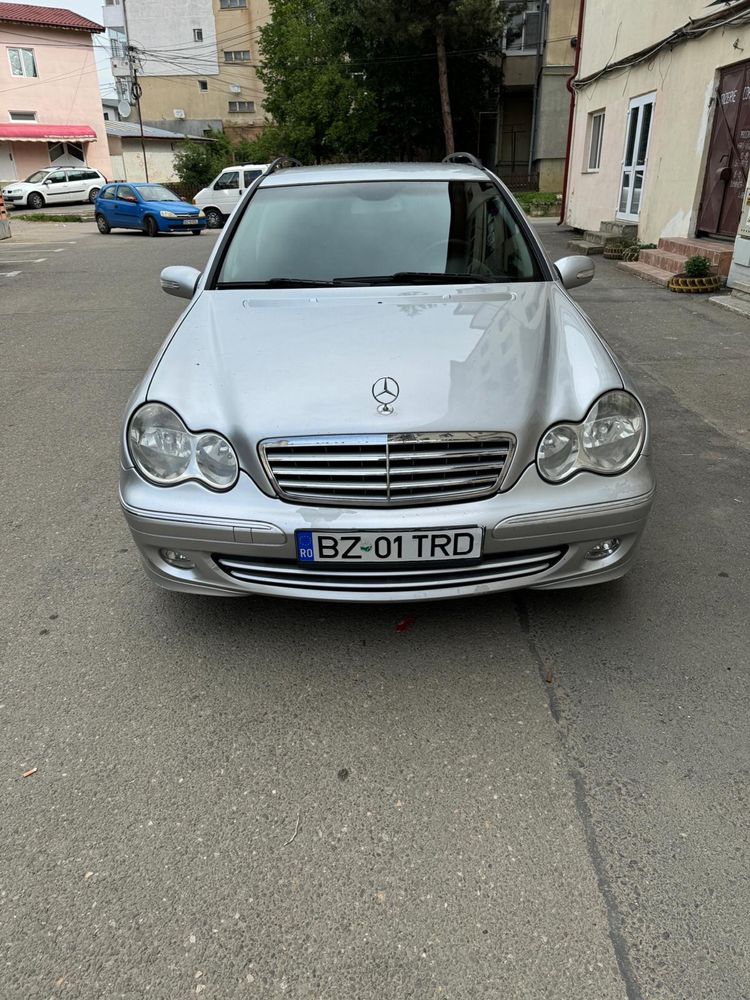 Vand Mercedes c220 an 2005