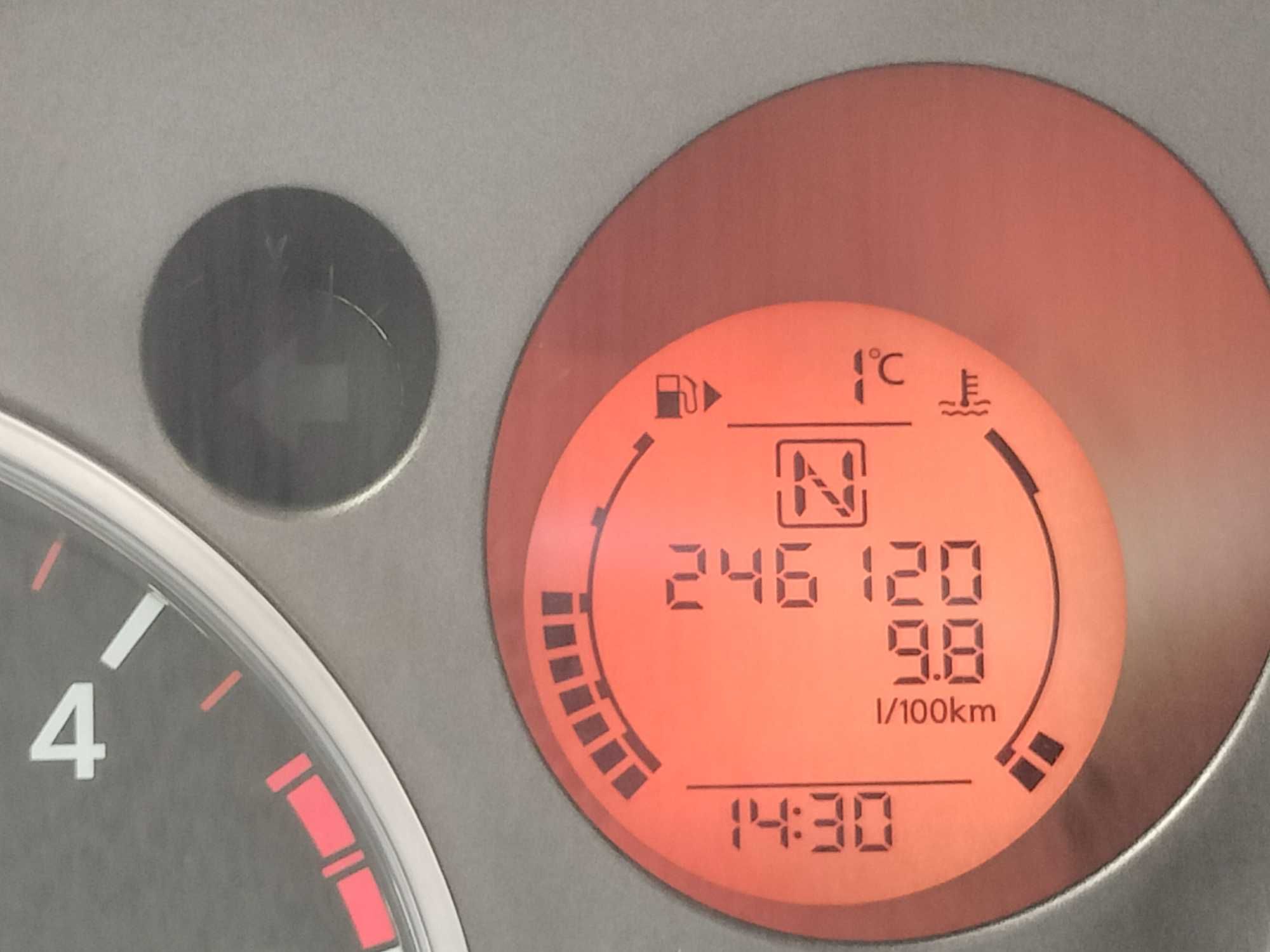 Nissan X-Trail T31, 2.0 dCi 4X4 Automat