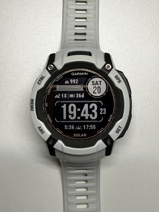 Спортивные часы Garmin Instinct 2X Solar
