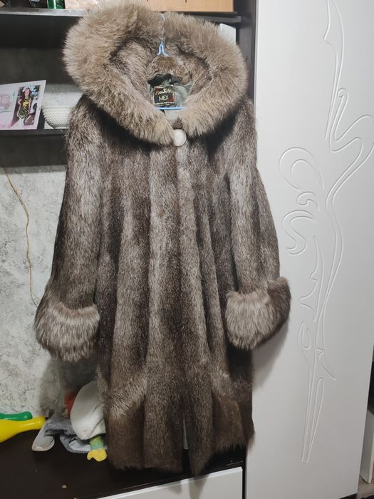 продам шубу в хорошем состоянии