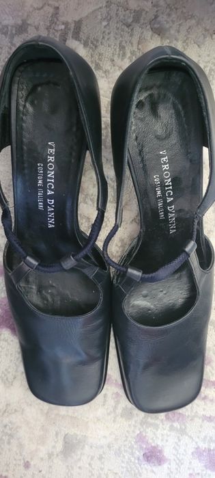 Vand sandale elegante din piele, fabricație Italia, M.40