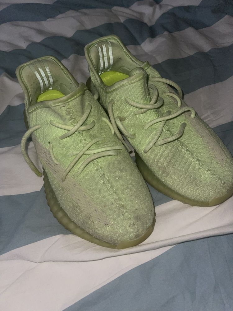 Yeezy 350 yeezreel