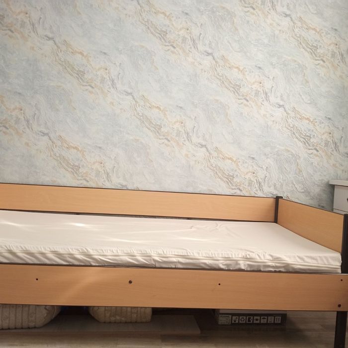 кровать 2 штуки одноместных