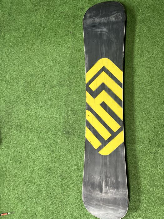 Placa Snowboard Limited 4 You 159 cm+ Legaturi
