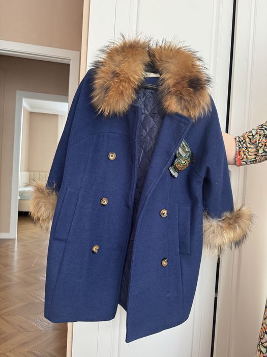 Женское пальто в отличном состоянии