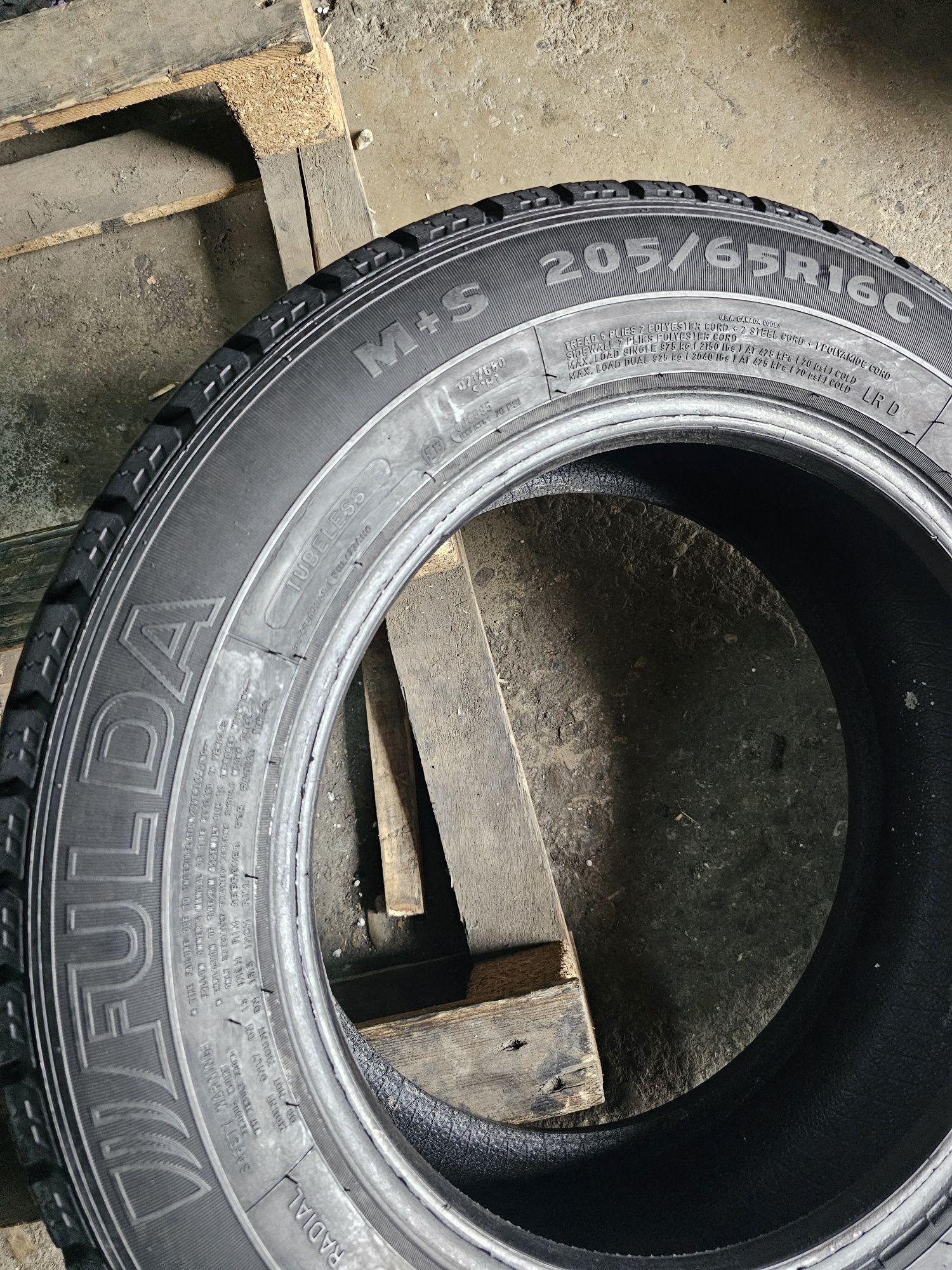 2 anvelope M&S 205 65 16C Fulda 7mm