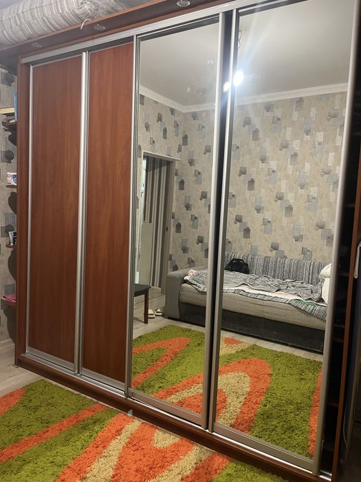 Продаётся шкаф-купе