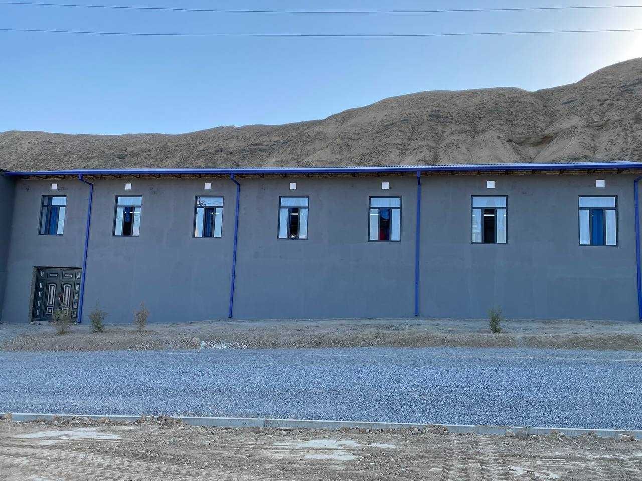 Наманганда 1200м² тайёр тикувчилик цехи сотилади (саноат зонасида)