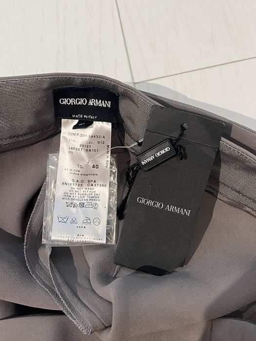 Копринен панталон GIORGIO ARMANI