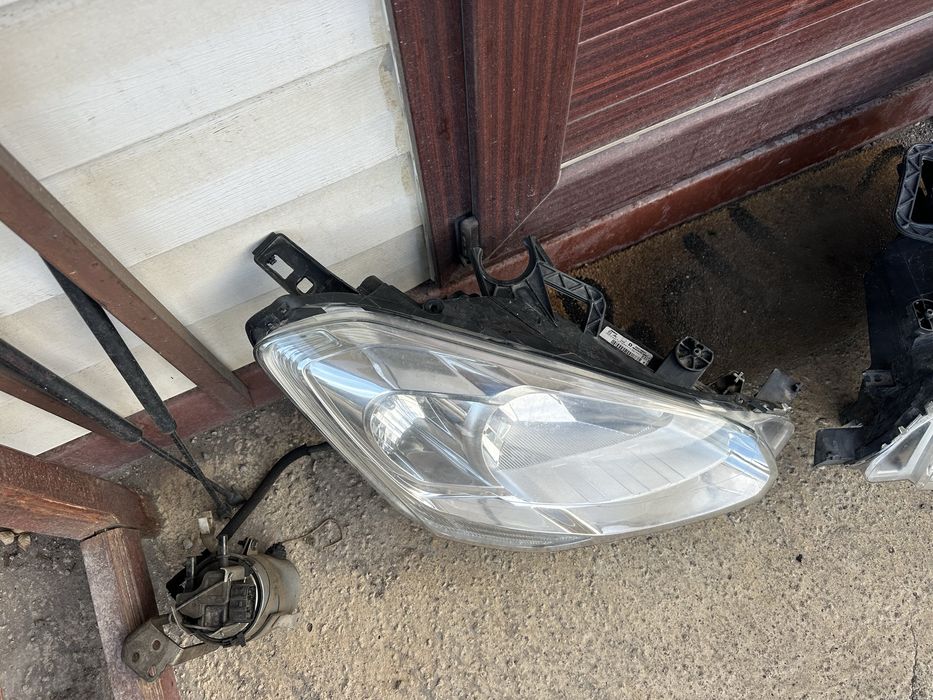 Фар/Фарове за Ситроен Берлинго 2008-2012г.!