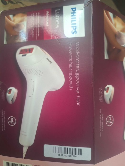 Фотоепилатор Philips Lumea BRI922/00 като нов