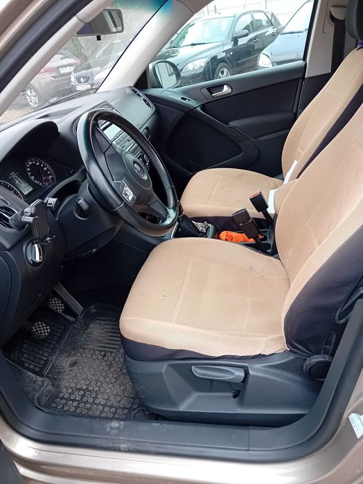 Se vinde Tiguan, an 2012