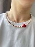 Colier handmade cu perle si inima