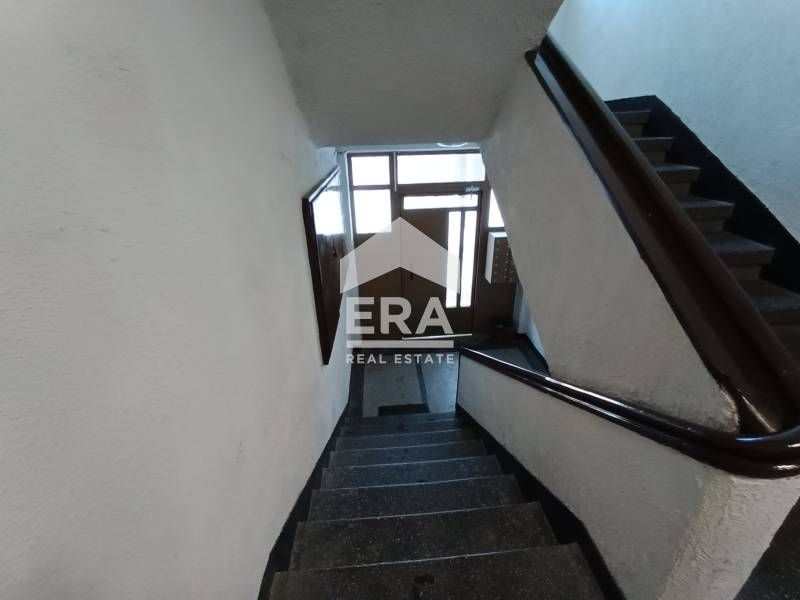 Ексклузивно! Ера Тера предлага двустаен апартамент в ж.к. Люлин 10