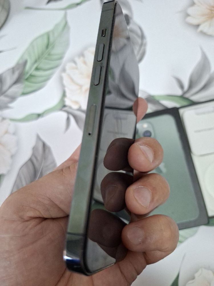 iPhone 13 Pro  Green IDEAL