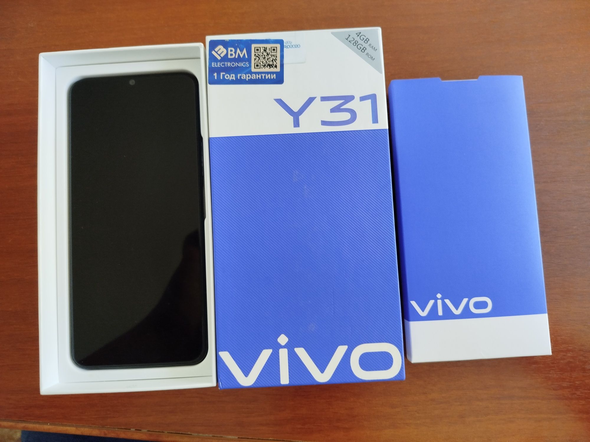 Vivo Y31  4/128 (kor/dok) sotiladi