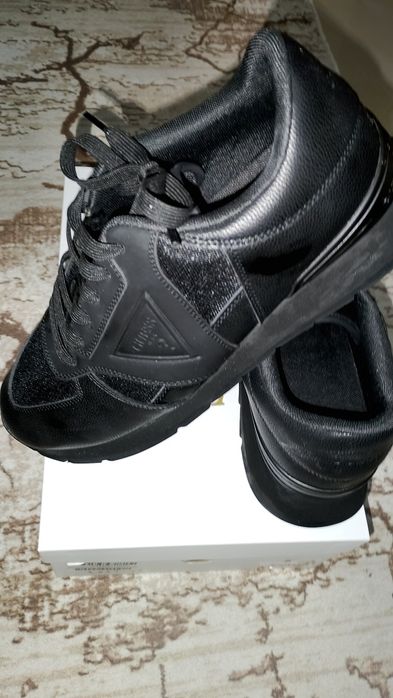 GUESS .номер 44 номер