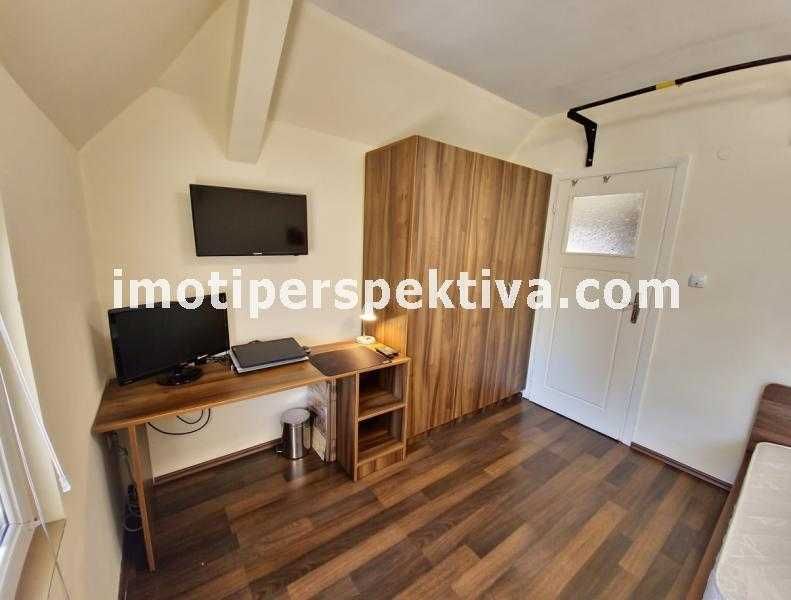 Продава се Двустаен апартамент в Пловдив, Център - 65 кв.м за 2431 €/кв.м - Снимка #2