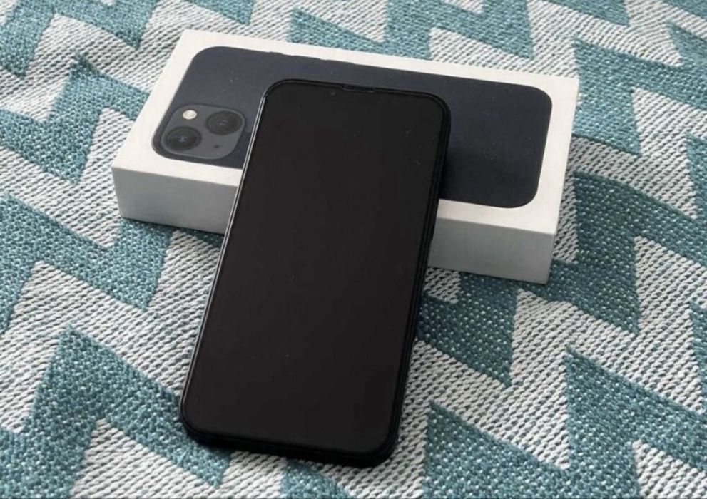 Iphone 13; Midnight; 128 GB: Impecabil
