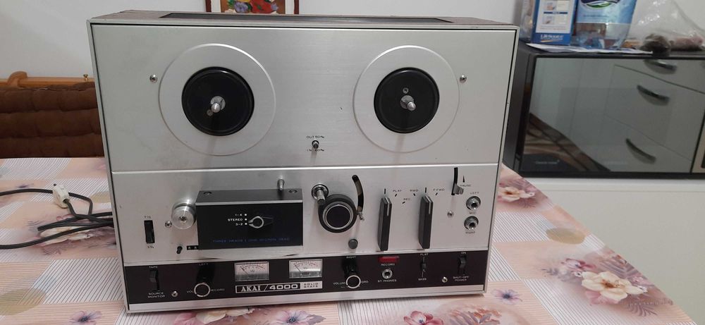 Magnetofon Akai  4000