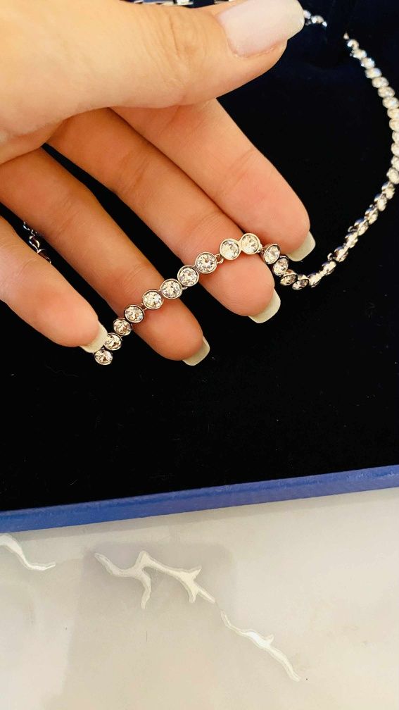 Елегантен комплект копие и обици Swarovski Сваровски 410лв