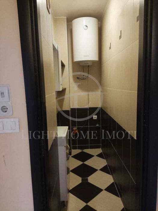 Продава се Тристаен апартамент в Пловдив, Кючук Париж - 105 кв.м за 1284 €/кв.м - Снимка #8