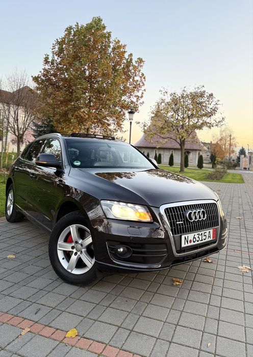 Audi Q5 Audi Q5 Quattro Diesel Panoramic 2.0 Tdi 177 C.P An 2011 E5