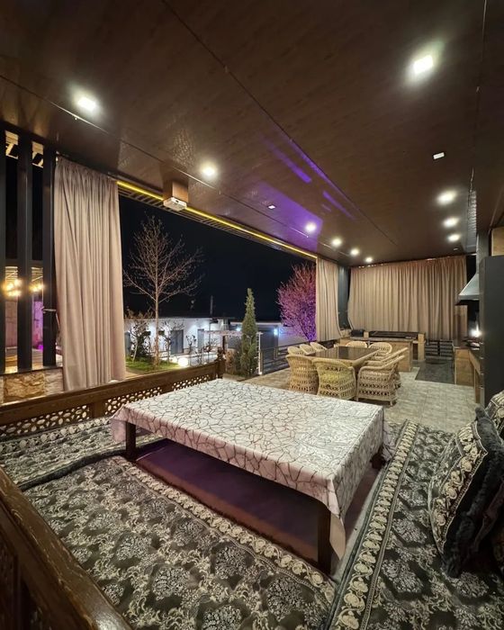 Элегантная  дача Royal  House  возле бочке