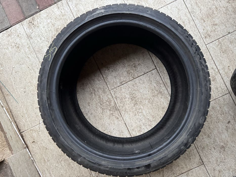 O Anvelopa 275 35 21 si 3buc 315 30 21 cauciucuri Pirelli Sottozero 3