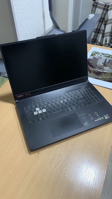 Asus Tuf A17 juda ideal holatda sotilyabdi..