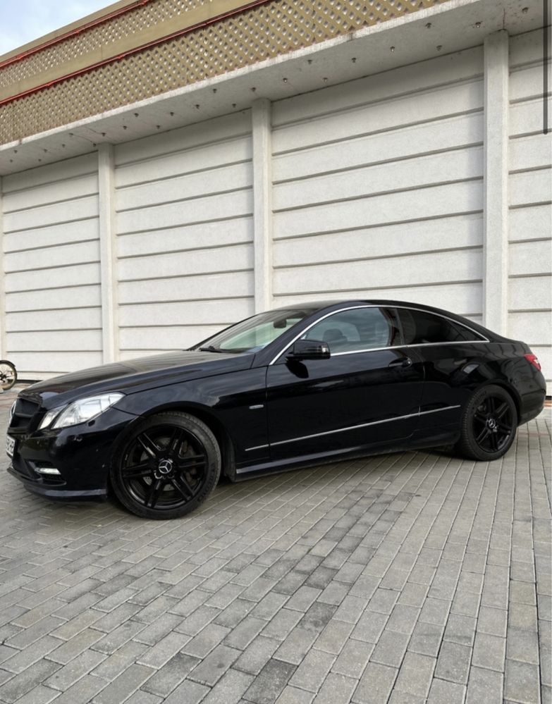 Mercedes Benz E350 Coupe