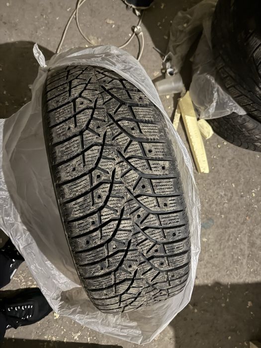 Резина 225/55/17 зимняя