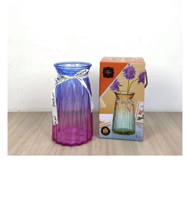 Ваза по 850 тн  в наличии 35 штук