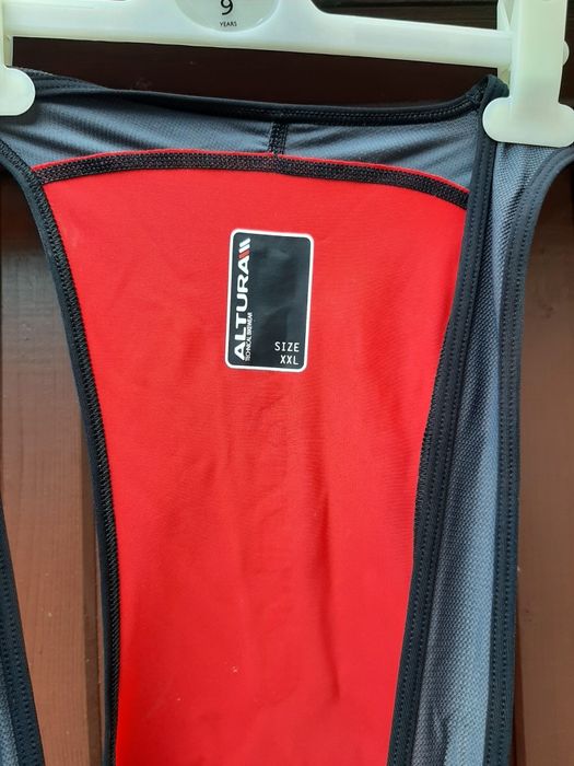 Pantaloni scurți bike cu bretele Altura Ergofit xl