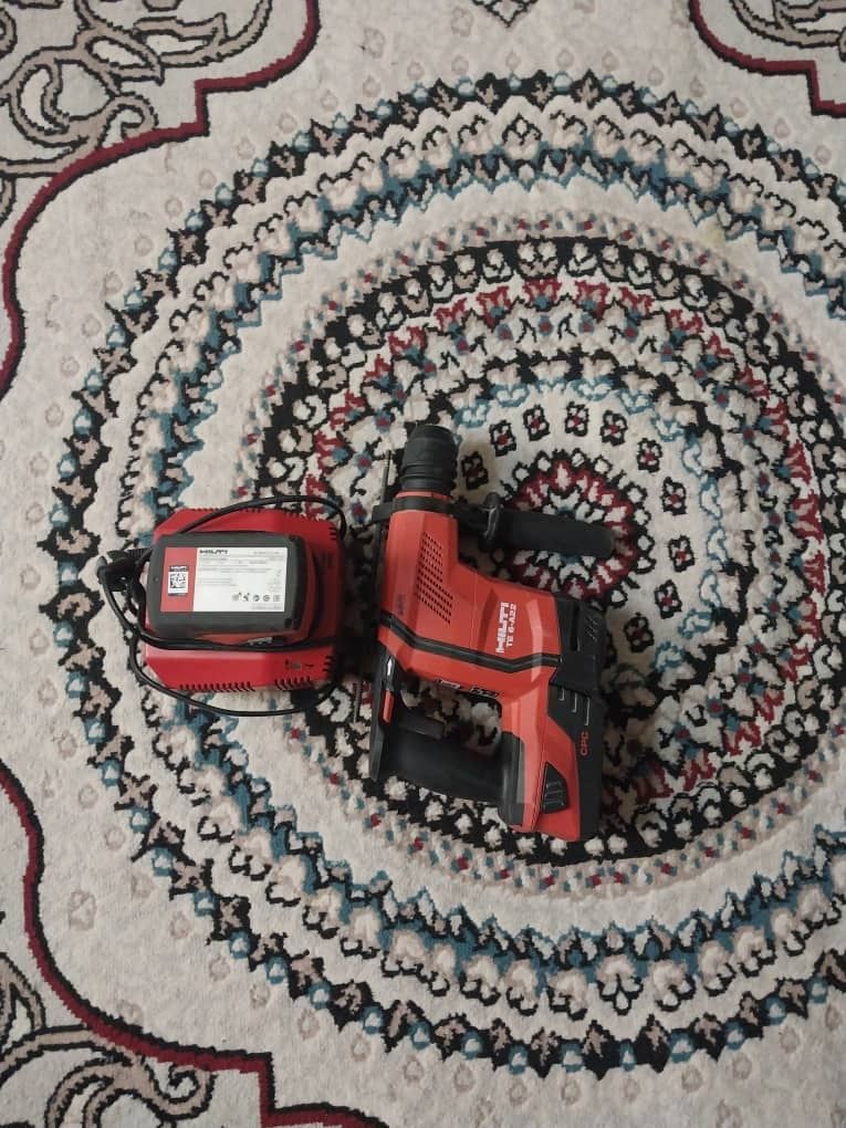 HILTI перфоратор