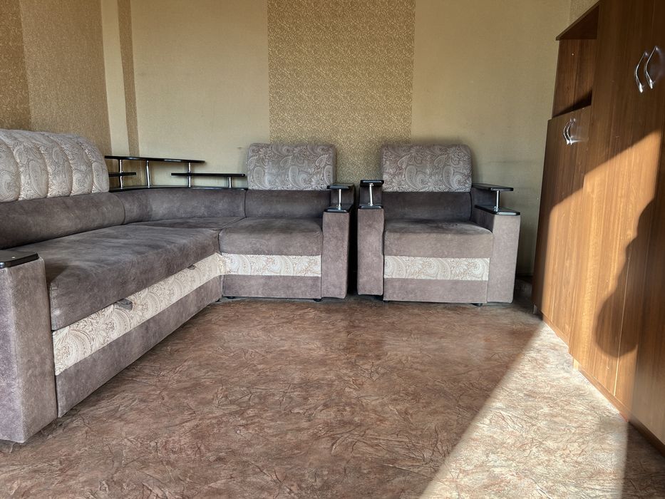 Мягкий уголок угловой диван в Сортировке