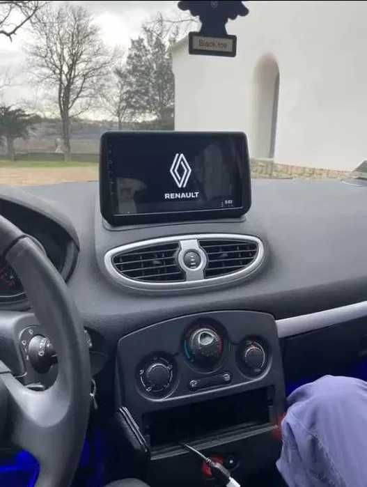 1-8GB Navigatie GPS Android Renault Clio 3 CarPlay QLed DSP + CADOU