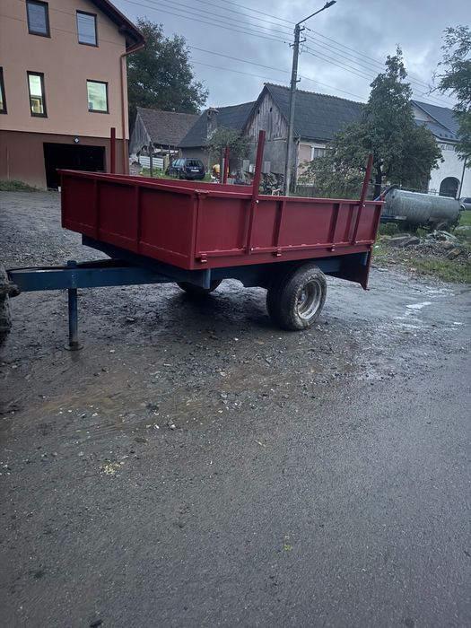 Remorca basculabila