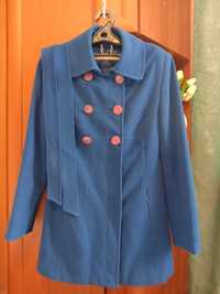 Пальто женское, синего цвета, размер 48-50