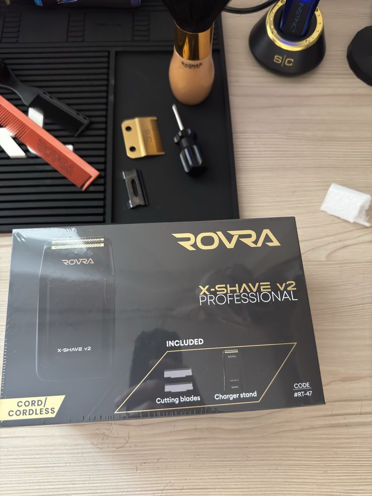Pachet complet pentru frizeri – “Barber Starter Kit” – NOU, SIGILAT