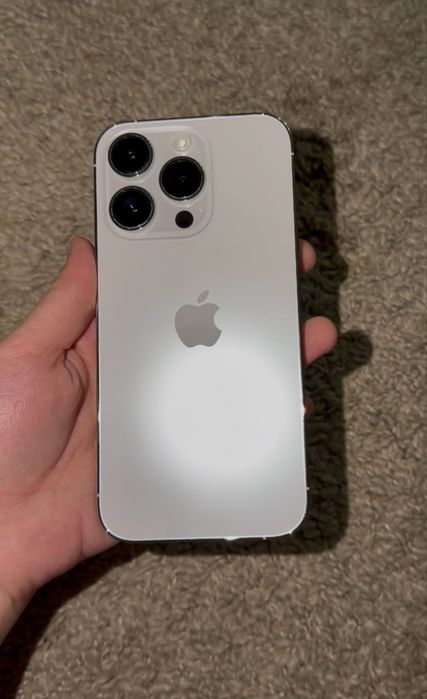 Продам Iphone 14 Pro 256 gb