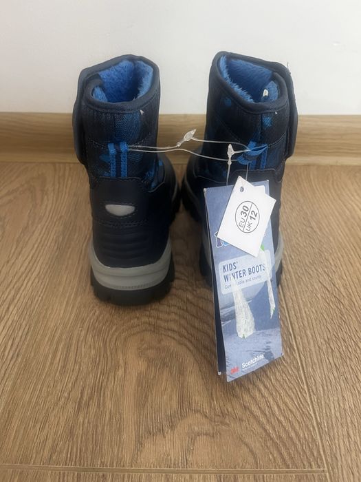 Нови детски ботуши/апрески 30н