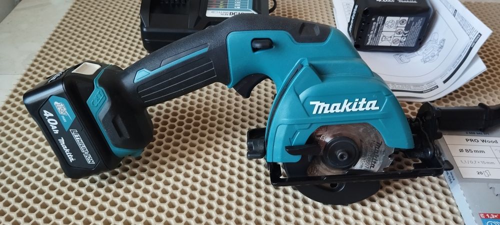 Дисковая пила Makita CXT HS301DWME