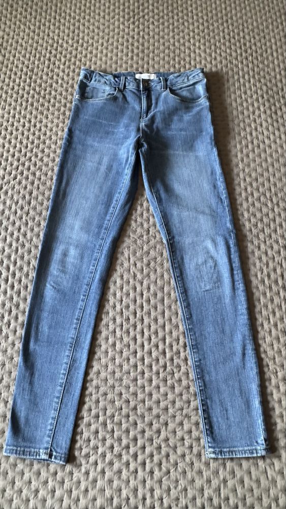 Zara, Reserved дънки 12 г. и 13-14 г.
