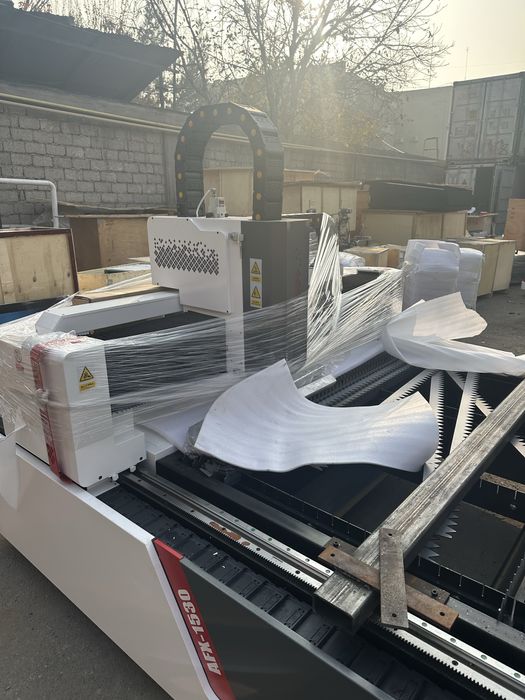 Лазерный станок для резки металла